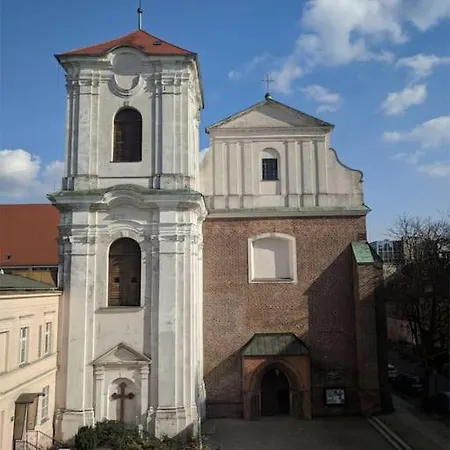 Dominikanska 9 - Bemyguest! In *